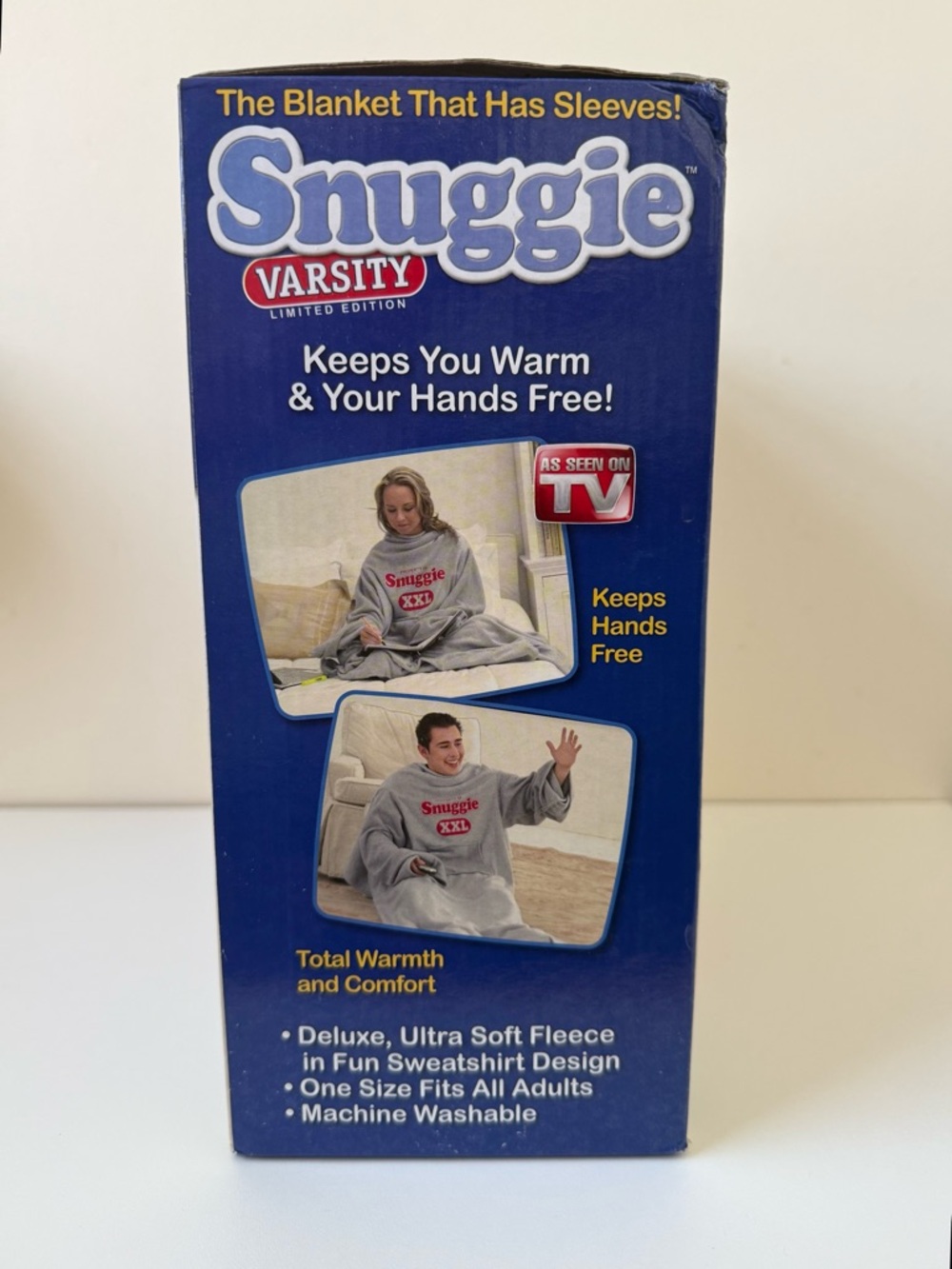 Snuggie Varsity Grey Sleeve Blanket Boxed - Picture 5 of 6